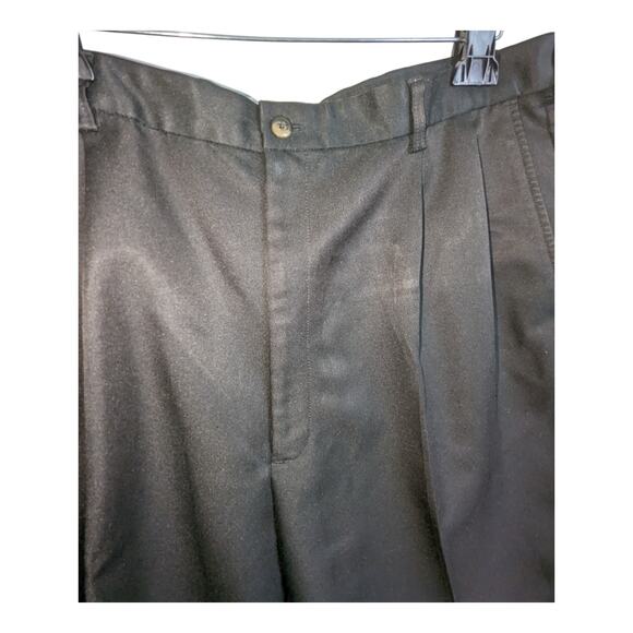 Haggar Shorts Mens Size 42 Black Chino Bermuda Pleated Golf Performance - Picture 10 of 14
